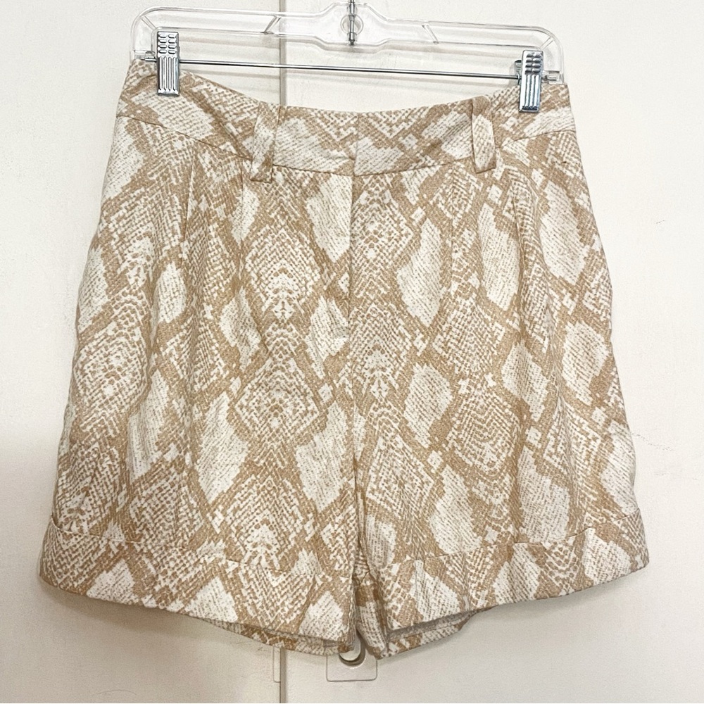 Worthington Snake Patterned Pleat Front Cuffed High Waisted Linen Blend Short 6